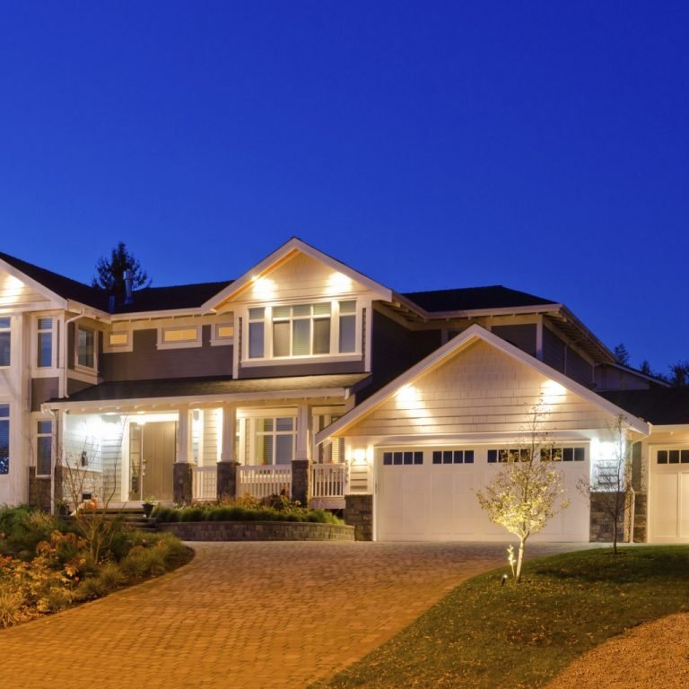 The Difference between a Generator and Battery Backup