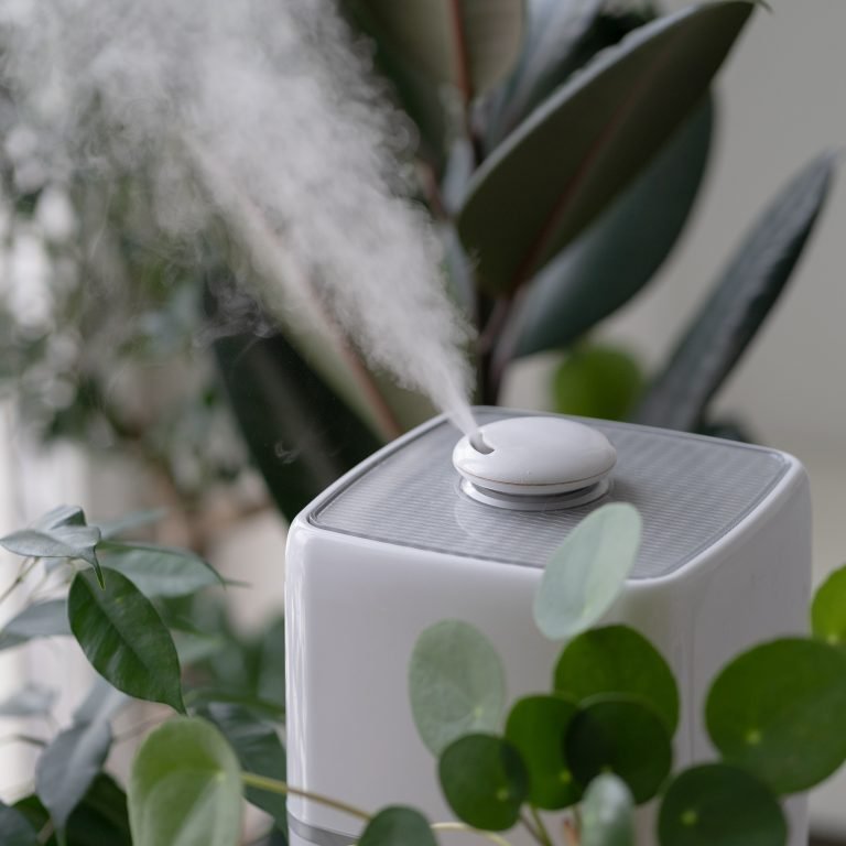 Humidify the air around you with home automation