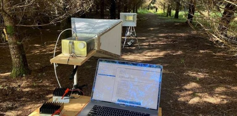 Communicating Without Consuming Any Power