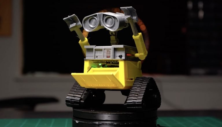 Mini WALL-E robot delivers gifts